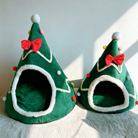 Lit pour chat de Noël, Nid d'hiver chaud pour animaux de compagnie, Style tendance, Lit-caverne fermé pour chat, Maison douce en peluche pour chien, Lit pour chat en forme de sapin de Noël