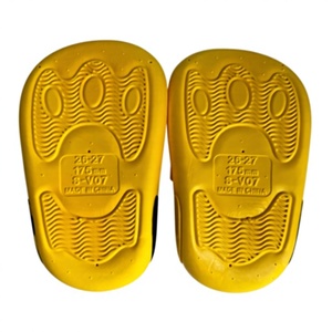 Ciabatte Gialle Cartoon con Tomaia in EVA, Suola Antiscivolo da 20MM, Punta Aperta, Per Tutte le Stagioni, Uso Domestico, Taglie 24-35, Logo Stampato in 3D - Product Image 5