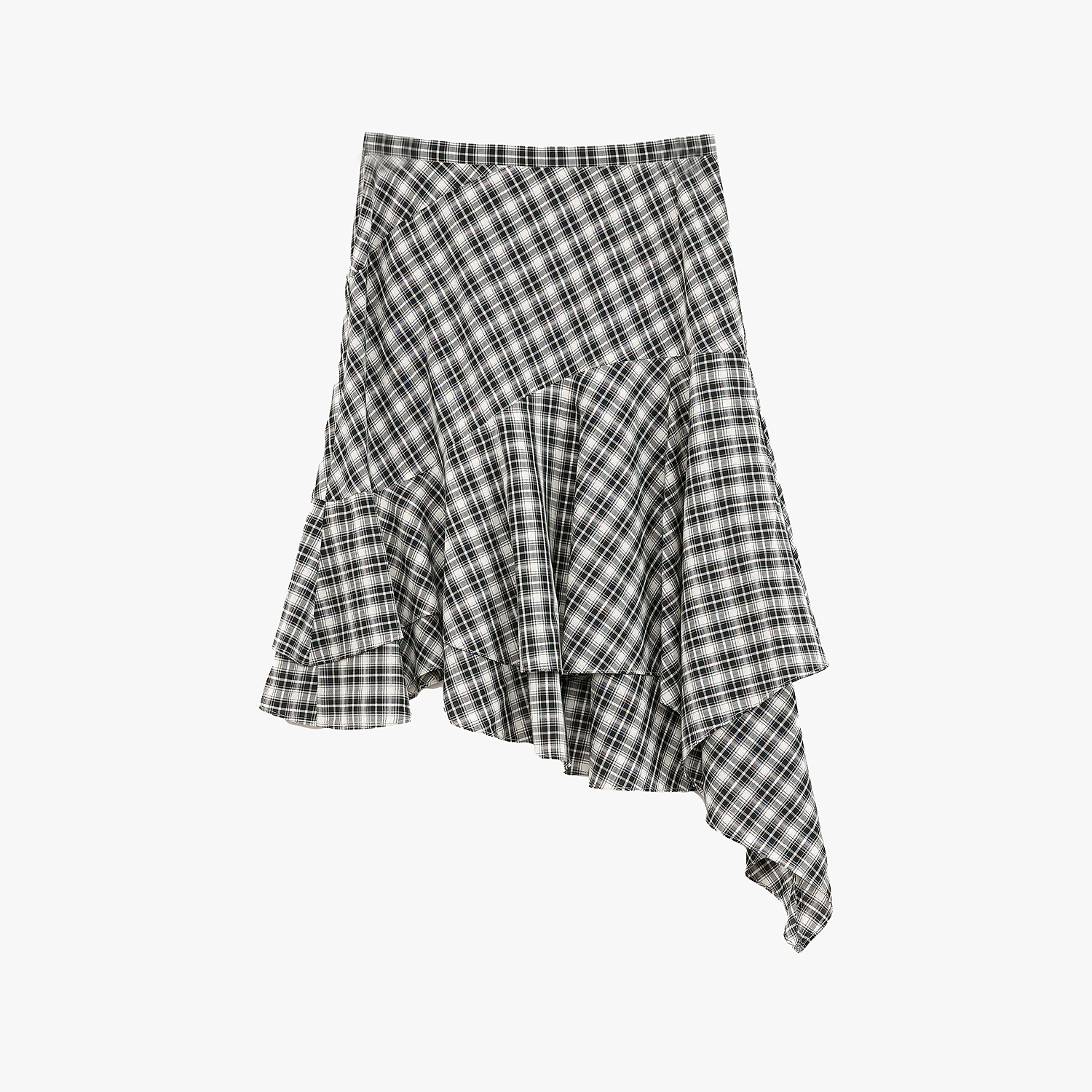 Black and White Plaid Skirts Versatile and Fashionable