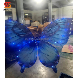SMOOTH Fabricant Direct Lumières LED Papillon Volantes Rechargeables pour Spectacles Scéniques, Concerts et Livraison de Bagues - Product Image 3