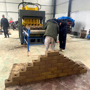 Machine de fabrication de briques en argile écologiques Eco Brava, simple et performante, pour murs de soutènement - Offre Spéciale - Product Image 4