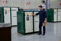 Compresseur d'air rotatif à vis VSD KAISHAN 15KW/22KW, moteur lubrifié, faible bruit, refroidissement par air, fabricant chinois