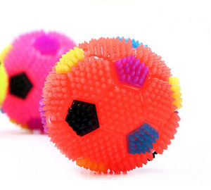 Pelotas de Juguete Luminosas para Perros, 4 Colores, Juguetes para Masticar para Cachorros, Libres de BPA, No Tóxicas, Pelotas con Púas para Perros - Product Image 4