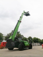 Chariot télescopique 7T personnalisé en usine, vitesses de levage rapides, compatibilité d'accessoires polyvalente, système de stabilité amélioré, longueur de fourche 6060 mm