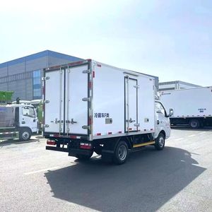 Camion frigorifique Dongfeng <span class=keywords><strong>Tiyi</strong></span> 3,7 m, capacité de charge de 1 à 2 tonnes, fourgon de livraison en chaîne du froid pour la ville - Product Image 5