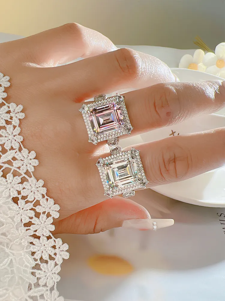 인공 핑크 다이아몬드 925 실버 링 고급스럽고 우아한 스타일을위한 높은 탄소 다이아몬드로 고급스럽게 상감 세공