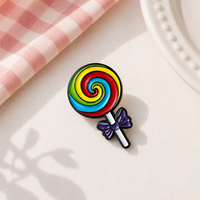 Badge en métal émaillé rigide personnalisé en usine, motif sucette mignonne, vente en gros, pour sac à dos, vêtements, cadeau pour enfants, souvenir