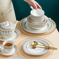 Service de vaisselle de luxe en céramique et porcelaine pour petite cuisine domestique, comprenant assiettes, bols, tasses à café et tasses de mariage, vente en gros