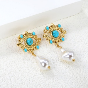 Pendientes de Perlas Irregulares Estilo Vintage Europeo para Mujer, Chapados en Oro de 18K, Acero Inoxidable Antideslustre, con Turquesa - Product Image 5