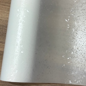 <span class=keywords><strong>Film</strong></span> de protection transparent unique en fibre de carbone forgée PET pour voiture, avec technologie anti-bulles, protection UV et anti-rayures, pour carrosserie. - Product Image 3
