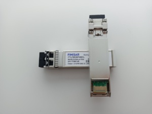 Finisar FTLF8536P4BCL Finisar FTLF8536P4BCL 25Gb/s RoHS Compliant Short Wavelength SFP+ Transceiver for 25G Single Lane 100GE - Product Image 4