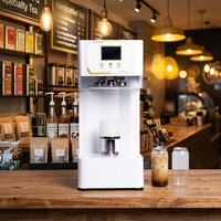 Scelleuse rotative automatique haute vitesse pour canettes de café, jus, bubble tea et bière en PET