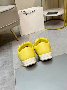 รองเท้าเดินหนังแท้คุณภาพสูง ดีไซน์แบรนด์หรู สำหรับทั้งชายและหญิง สวมใส่สบายและใช้งานได้หลากหลาย - Product Image 5