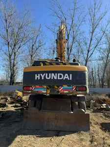 Excavadora Hyundai Usada en Excelentes Condiciones, Excavadora de Ruedas Hyundai 210, Excavadora de Ruedas de 21 Toneladas Hyundai en Venta - Product Image 3