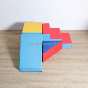 Çocuklar İçin Özelleştirilebilir Yumuşak Oyun Tırmanma Blokları Ekipmanı Kapalı Tırmanma ve Emekleme Oyun Alanı Köpük Blok Seti - Product Image 5