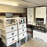 Batterie haute tension 50 kWh 60 kWh LiFePO4 Batterie au lithium 100 kWh 200 kWh pour système de stockage d'énergie domestique