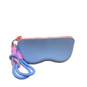 Pochette unisexe polyvalente en silicone imperméable pour lunettes de soleil et lunettes de vue, facile à transporter, design élégant, pour la maison - Product Image 5