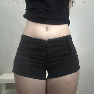 Shorts décontractés style urbain taille haute coupe ajustée avec large ceinture pour femme – Collection été - Product Image 4