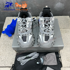 Sneakers LED de haute qualité Track 3.0, baskets de course, chaussures décontractées vintage, chaussures de marche avec lumière LED, marque tendance - Product Image 4