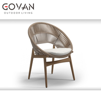 Chaise de salle à manger d'extérieur moderne de style nordique avec structure en teck, confortable et résistante aux intempéries, pour patio, villa, jardin, restaurant
