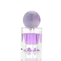 Vente en gros de flacons MINI de 15 ml avec estampage à chaud doré, flacon de parfum vide, flacon de parfum personnalisé avec logo, flacon vaporisateur avec bouchon en résine