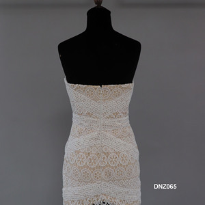 Vestido de Novia Elegante y Sencillo con Diseño de Flores Caladas, Ajustado, de Encaje, sin Tirantes, Estilo Sirena - Product Image 4