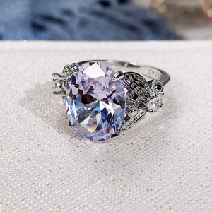 Anello Grande con Design a Farfalla Ovale, Anello Semplice da Dito per Donne - Product Image 2