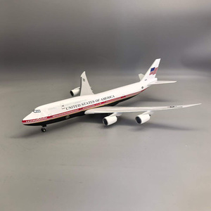 Modelo de Avión de Resina <span class=keywords><strong>Boeing</strong></span> 747-8 Air Force One a Escala 1/150 de 47 cm con Luces LED y Tren de Aterrizaje - Product Image 4