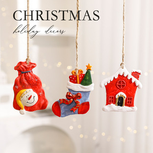 Adornos Colgantes de Resina para Árbol de Navidad Estilo Instagram: Colgante de Alce para Calcetín Navideño, Papá Noel y Muñeco de Nieve, Hechos a Mano por Artistas con 14 Años de Experiencia - Product Image 2