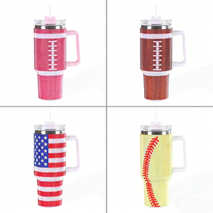 Nuovo Bicchiere <span class=keywords><strong>da</strong></span> Auto in Acciaio Inox <span class=keywords><strong>Grinch</strong></span> Natalizio 40oz Tazza <span class=keywords><strong>da</strong></span> Viaggio con Manico per Conservazione del Freddo Tazze Isolate con Bandiera USA UK e Strass - Product Image 1