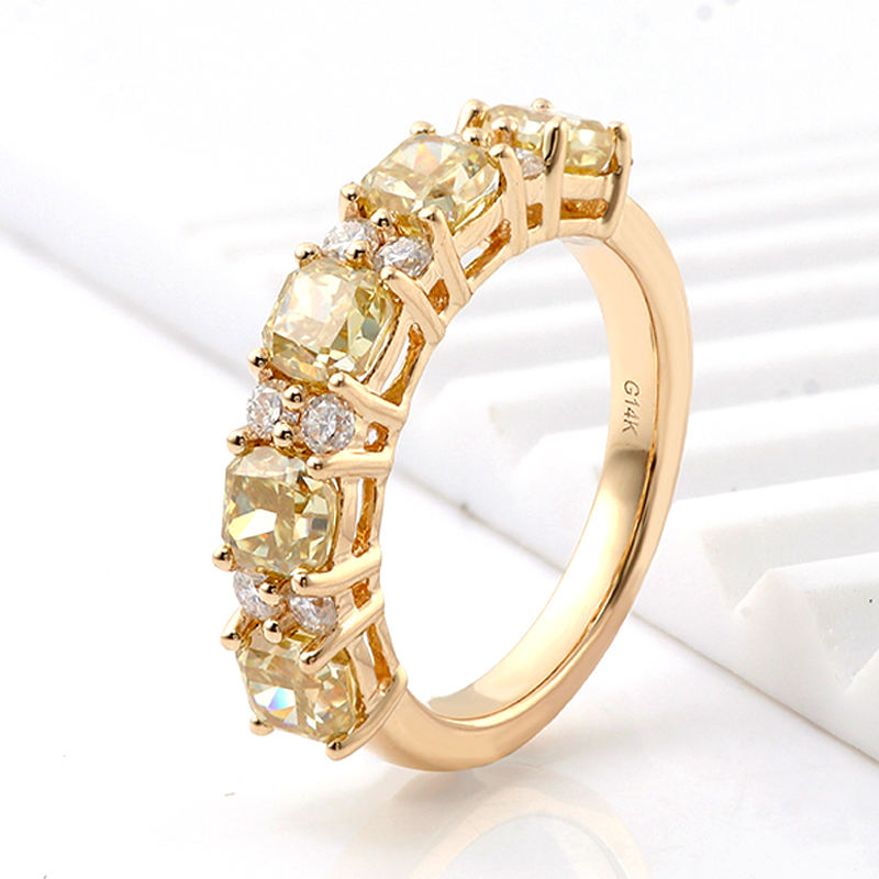 แหวนมอยซาไนต์ทองแท้ 14K