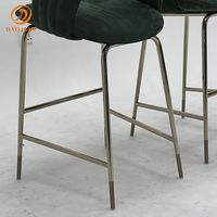 Chaises de bar modernes de luxe avec tissage en velours, chaises de bar haut de gamme personnalisables pour restaurants, cuisines, tabourets de bar
