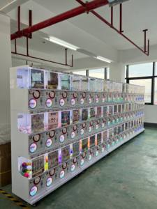 2025 nuova macchina Gacha giapponese capsula di lingua Vending Gachapon metallo elettrico gioco di divertimento per la vendita - Product Image 3