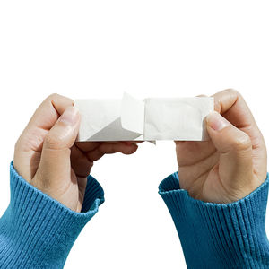 Produk baru bernapas band aid OEM pabrik transparan plester retak kering perekat kering retak relief patch untuk tangan - Product Image 2