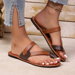 Sandali Casual Estivi da <span class=keywords><strong>Donna</strong></span> Personalizzati OEM Private Label 2026 Nuovi Antiscivolo con Anello per Dito, Cinturino Incrociato, Color Block, Punta Aperta e Tacco Basso - Product Image 3