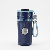 Tasse de bureau isotherme à double paroi en acier inoxydable écologique réutilisable avec paille rabattable pour café et eau