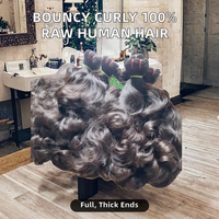 Cheveux Humains Bruts Bouclés et Volumineux Indiens/Cambodgiens/Vietnamiens/Birmans 30 Pouces 100% Non-Remy Sans Traitement Chimique Toutes les Extensions