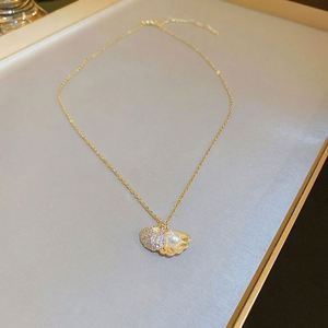 High-End Luxury Women's Gold Plated Stainless Steel Pearl Necklace Fan Shell <b>Pendant</b> Collarbone Chain Micro Insert Wedding - Product Image 6