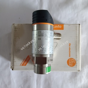 Un interrupteur de pression IFM New PY9292 en boîte - Product Image 2