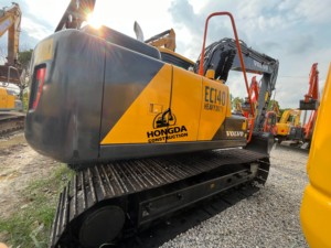 รถขุดตีนตะขาบ Volvo EC140 ปี 2022 มือสอง น้ำหนัก 14 ตัน บุ้งกี๋ขนาด 0.93 ลูกบาศก์เมตร กำลัง 69 กิโลวัตต์ เครื่องยนต์ Volvo Penta - Product Image 4