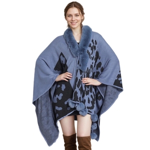 Cárdigan de punto jacquard informal para mujer con cuello de piel sintética y bonitos pompones, ideal para fiestas, compras y galas. - Product Image 1