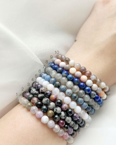 Bracelet en pierres précieuses authentiques, bracelet de guérison en cristal naturel personnalisé, bracelet extensible de 8 mm pour femmes, cadeau plaqué or 18 carats - Product Image 4
