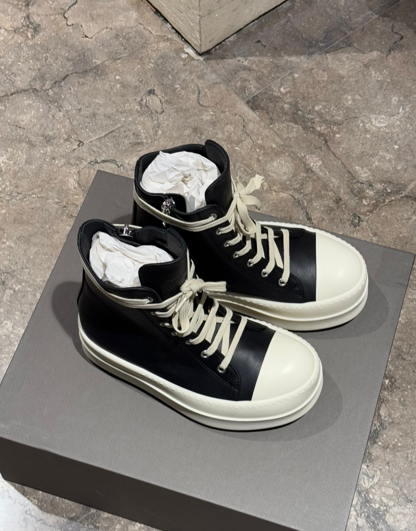 Contactez le service client pour obtenir le catalogue.