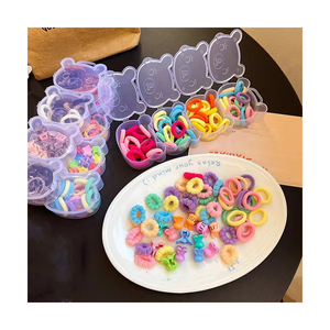 Caja de Regalo con Accesorios para el Cabello para Niñas, Pinza con Flores, Banda Elástica - Product Image 1