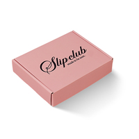 XWD Fabrik Maßgefertigte Einseitig Bedruckte Hochwertige Geprägte Rosa Wellpappe-Schachteln mit Schwerlastqualität für Kleidung & Socken