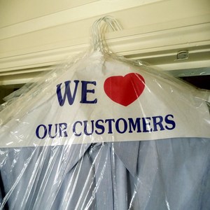 <span class=keywords><strong>Cintre</strong></span> à capuche de 16 pouces 13G couleur or – Nous aimons nos clients - Product Image 1