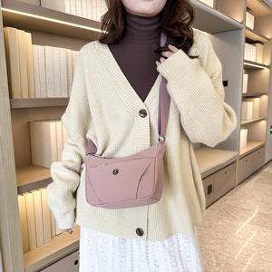 Nouveau sac bandoulière en nylon pour femme, carré horizontal, fermeture éclair, durable, usage quotidien, été 2025 YZ863 - Product Image 2