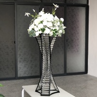 ZT-538 Dernière conception centre pièces d'or avec décor de fleurs centres de table pour la table de mariage avec cristal