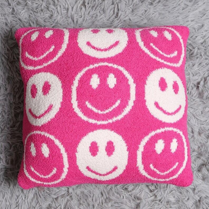 Petit coussin visage souriant-rose rouge
