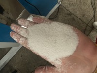 Équipement de broyage de poudre plastique pour rotomoulage, broyeur de granulés LLDPE pour la production de poudre fine